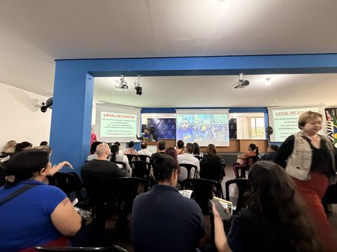 Auditorio del SinSaúdeSP durante la visita de la delegación